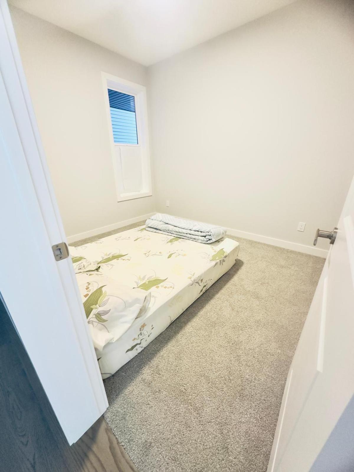 Private Room Minutes To Calgary Airport Yyc, Downtown, Banff Exterior photo